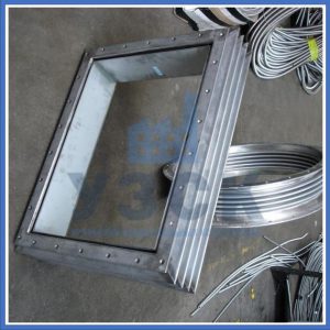 прямоугольные линзовые компенсаторы в Астрахани